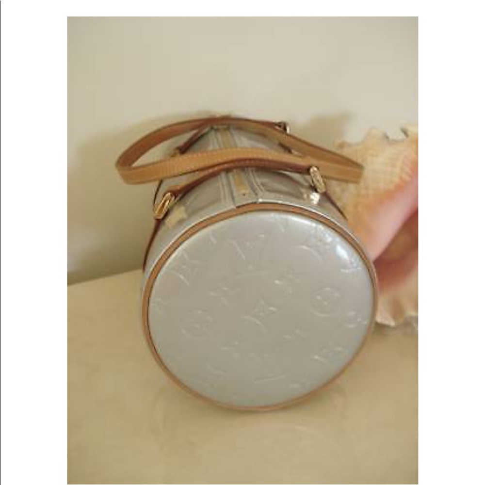 Louis Vuitton Used Barrel Handbag